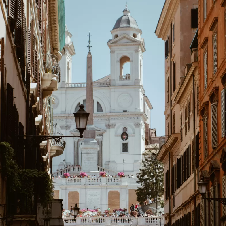 Испанская лестница в цветах